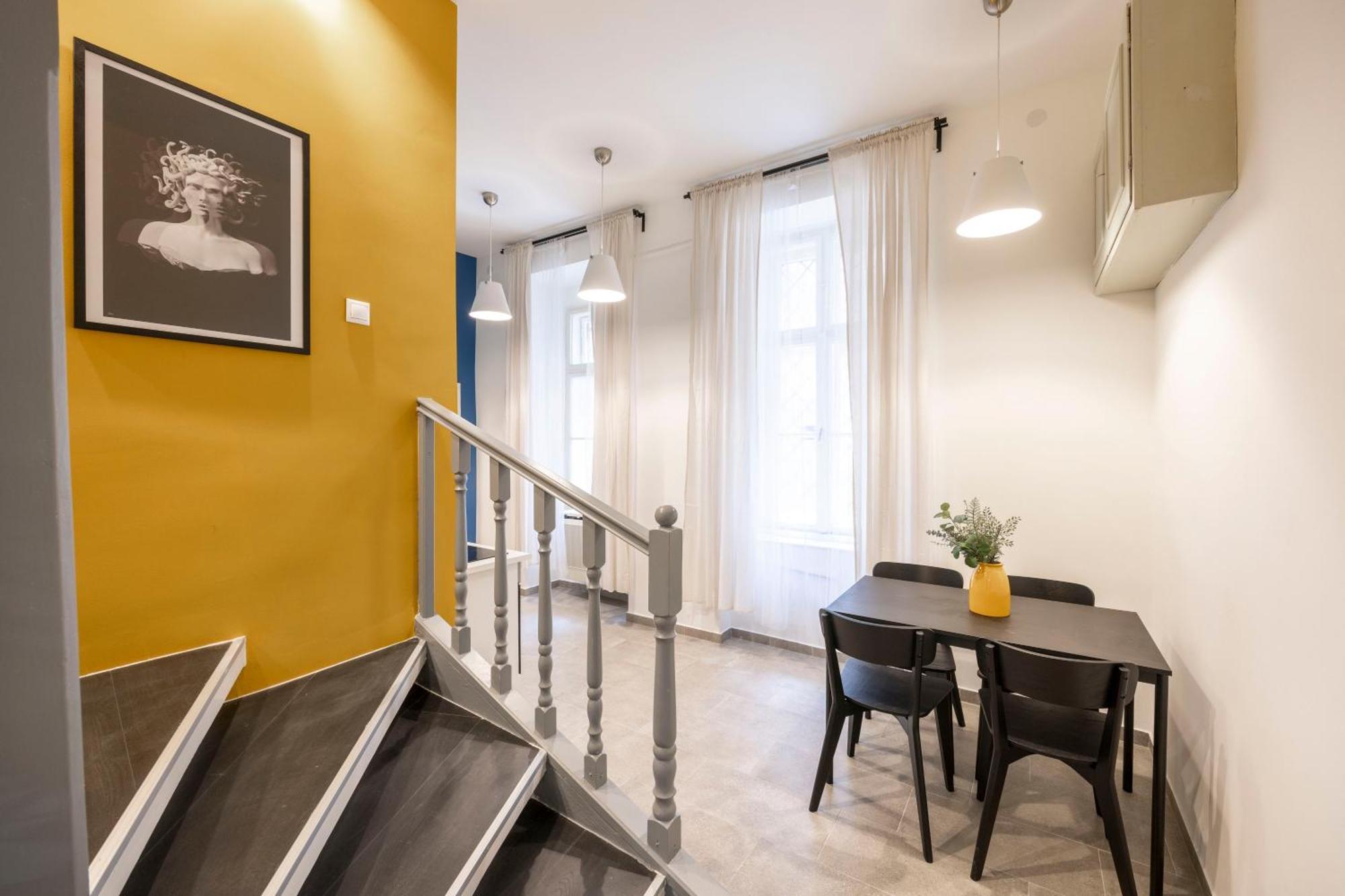 Artsy Nest Downtown Next To New York Palace Budapest Luaran gambar